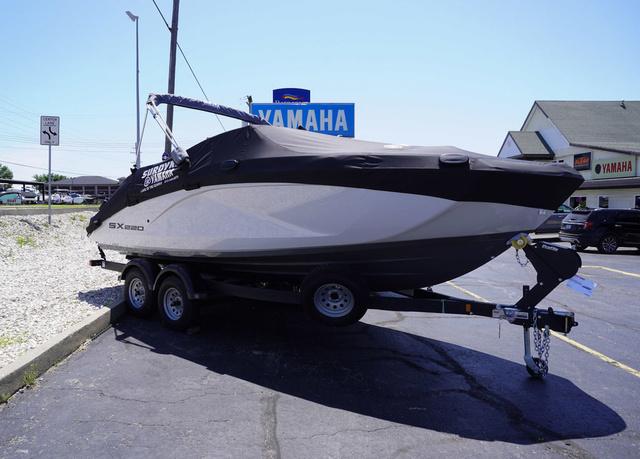 2025 Yamaha Boats SX220