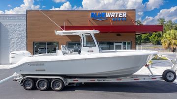 2026 Everglades 285 Center Console