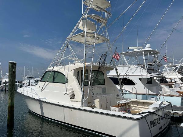2013 Henriques 42 Express Hardtop