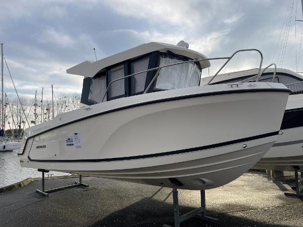 2023 Quicksilver 705 Pilothouse