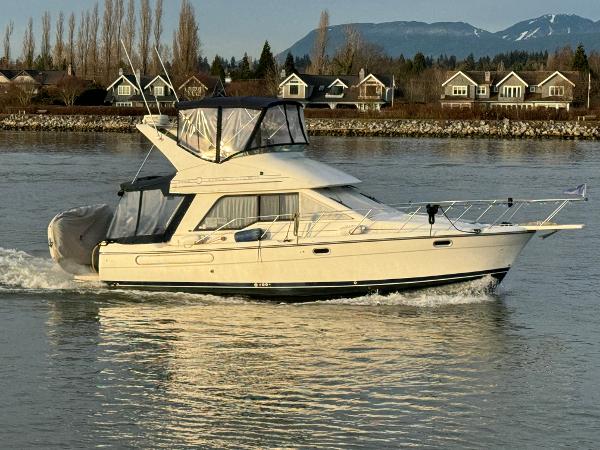 1999 Bayliner 3388 Command Bridge Motoryacht