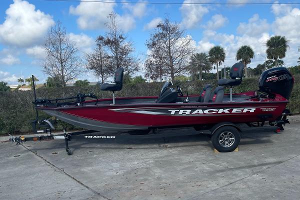 2025 Tracker Pro Team 190