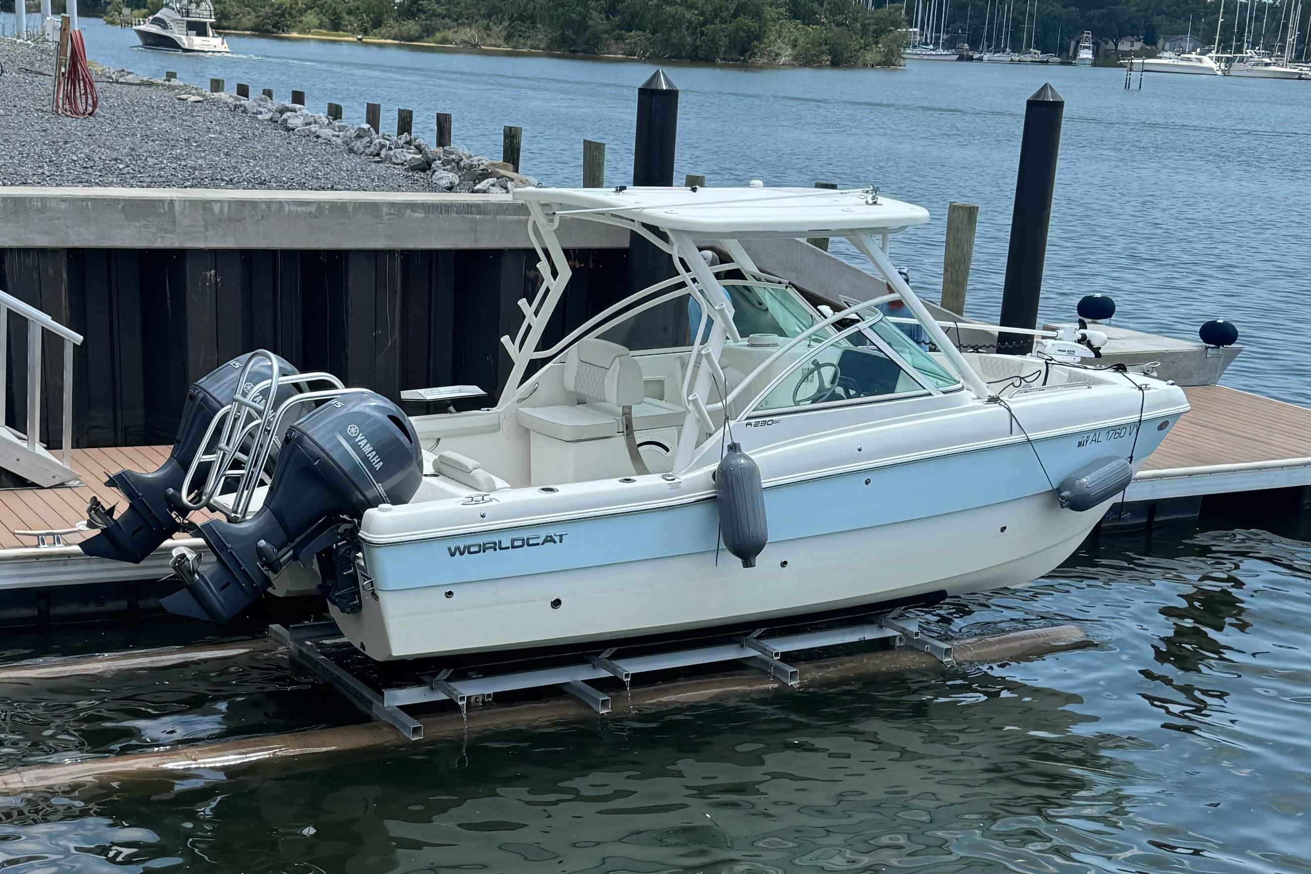 2024 World Cat 230 DC