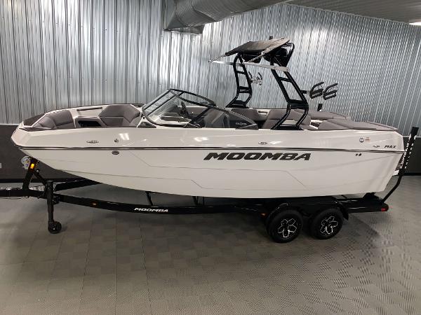 2025 Moomba Max