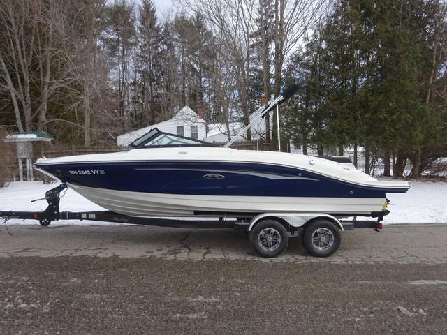 Sea Ray SPX 210