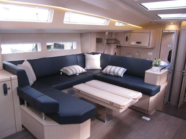 2024 Jeanneau 60