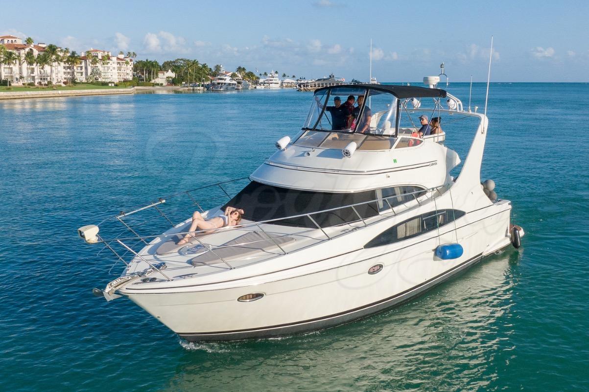 2004 Carver 420 Mariner