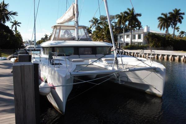 2022 Lagoon 46
