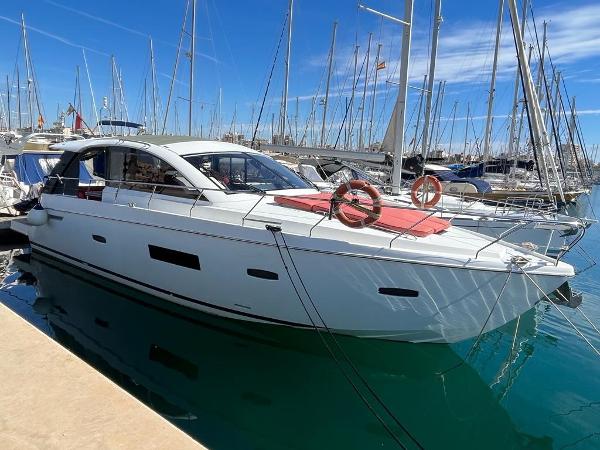 2015 Sealine S450
