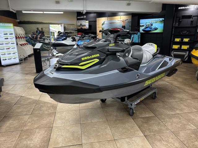 2025 Sea-Doo RXP-X™ 325 Tech, BRP Premium A, Ibr Ice Metal /