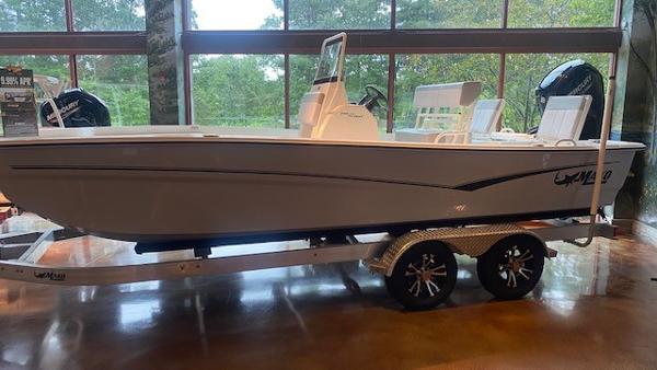 2023 Mako Pro Skiff 19 CC