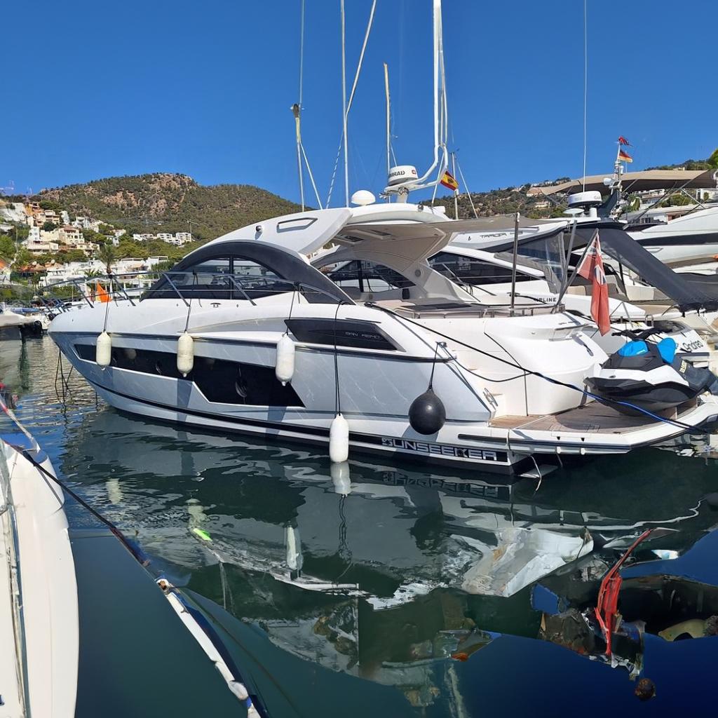 2013 Sunseeker San Remo 485