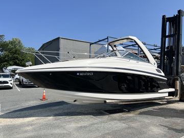 2017 Regal 28 Express
