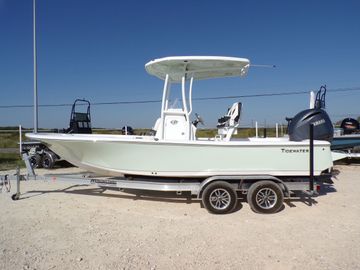 2025 Tidewater 2210 Carolina Bay
