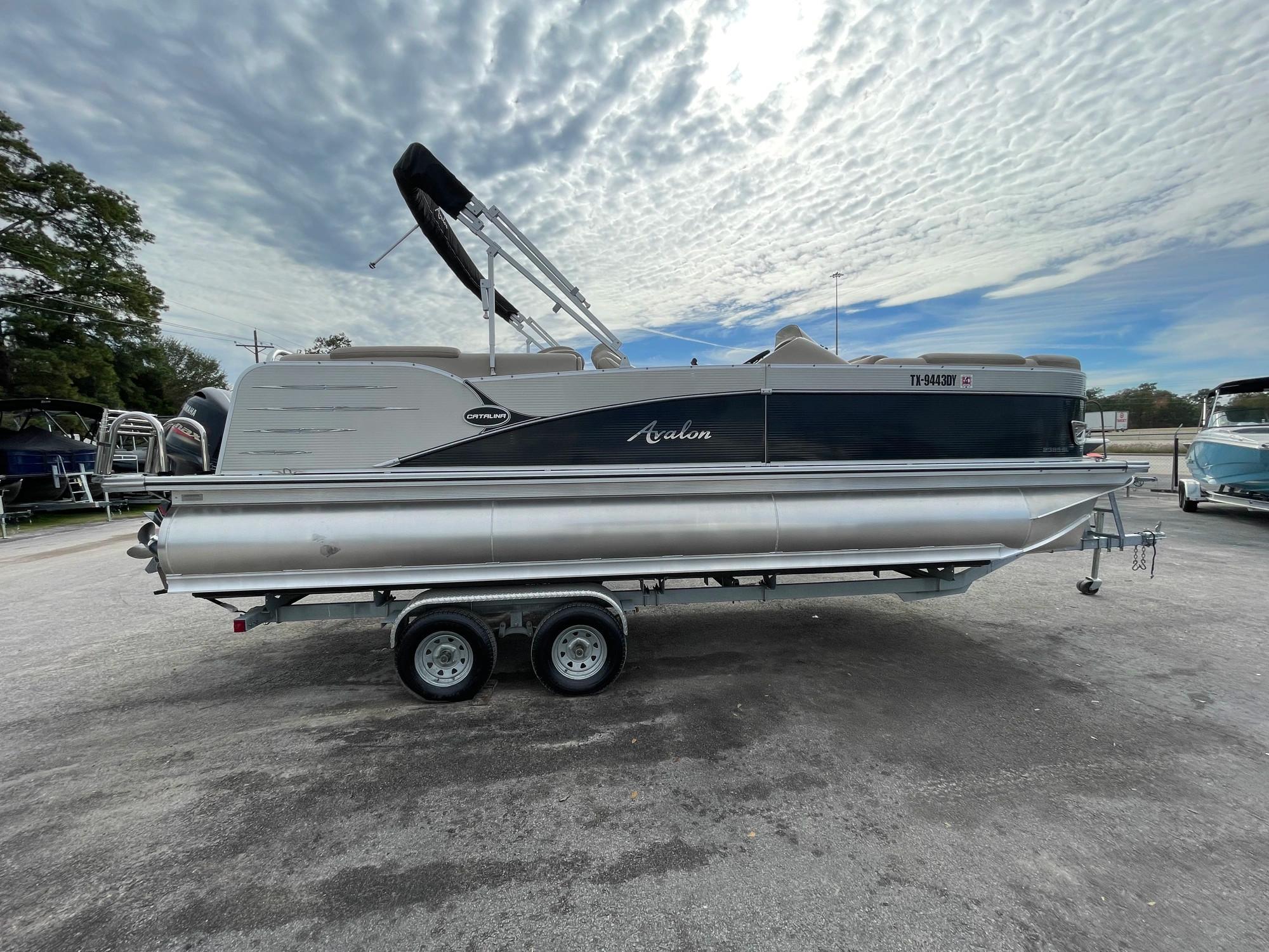 Avalon Eagle: Affordable Mini Pontoon Boats 