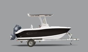 2025 Robalo R180 Center Console