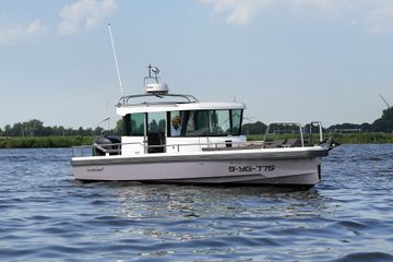 2016 Axopar 28 CABIN