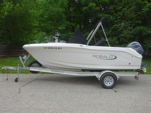 Robalo R180