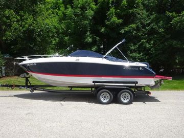 2015 Four Winns 235 Sundowner