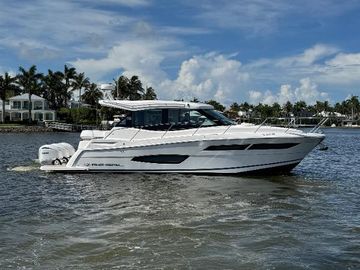 2024 Regal 38 XO