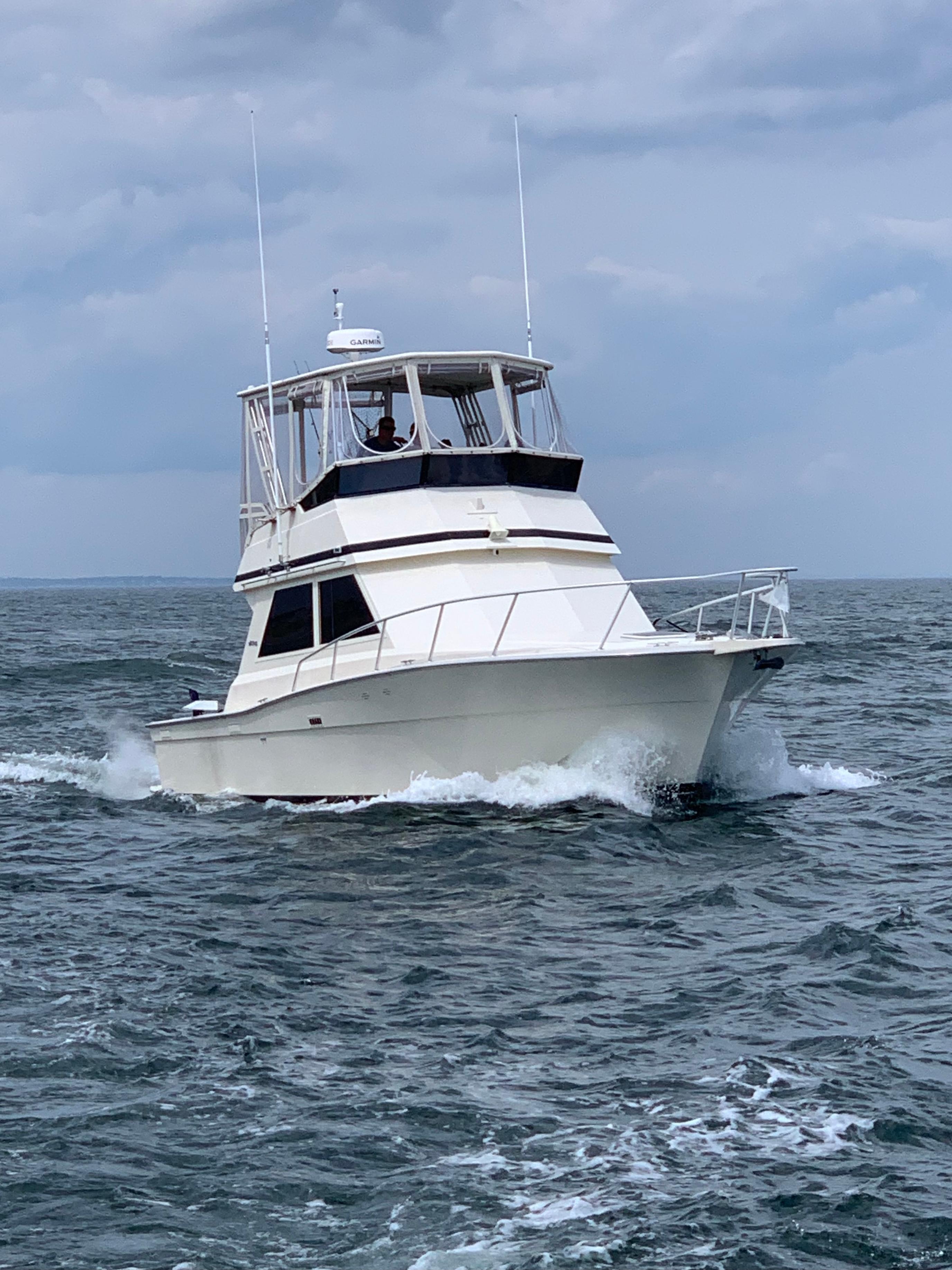 1989 Viking 35 Convertible