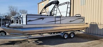 2025 Angler Quest 8524 Pro Troll
