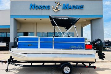2026 Sun Tracker Party Barge 16 DLX