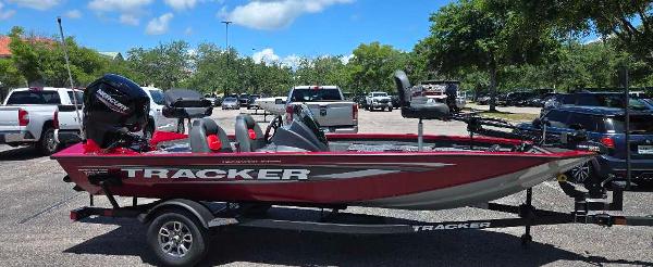 2025 Tracker Pro Team 175