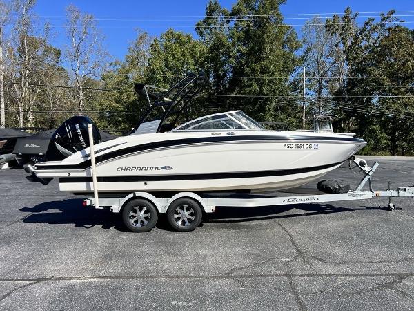2016 Chaparral 230 Suncoast
