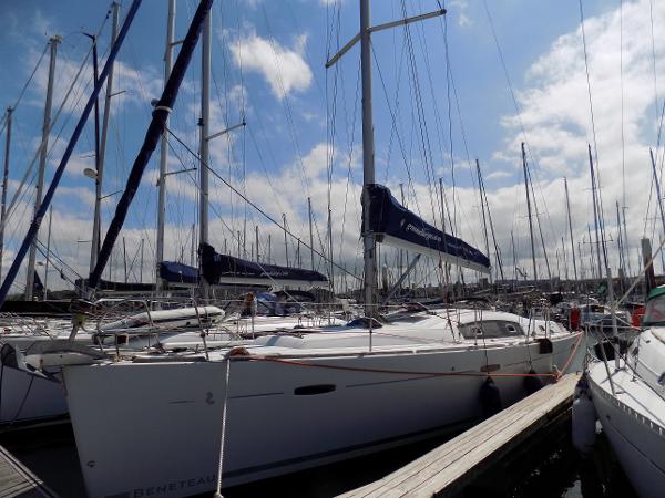 2009 Beneteau Oceanis 43