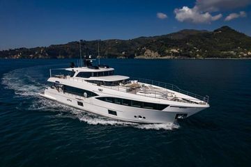 2024 Gulf Craft Majesty 100