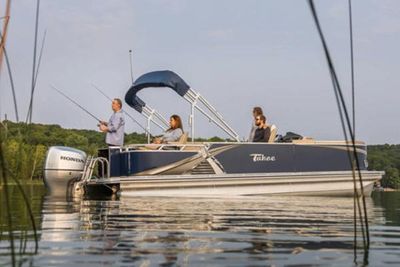 Tahoe Pontoon LTZ Rear Fish Boat