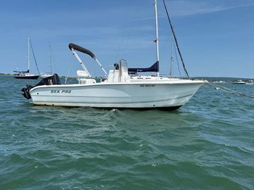 2004 Sea Pro 206 Center Console