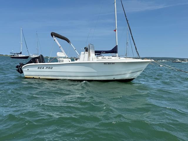 2004 Sea Pro 206 Center Console
