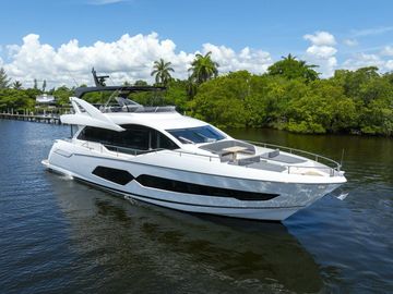 2026 Sunseeker 76 Yacht