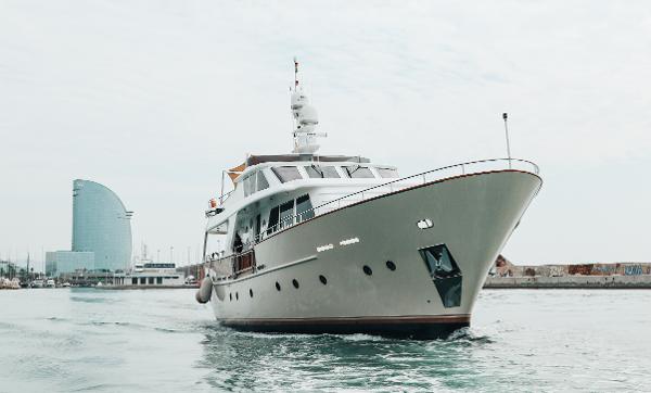 2004 Benetti Sail Division 82
