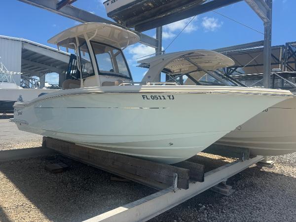2023 Scout 215 XSF
