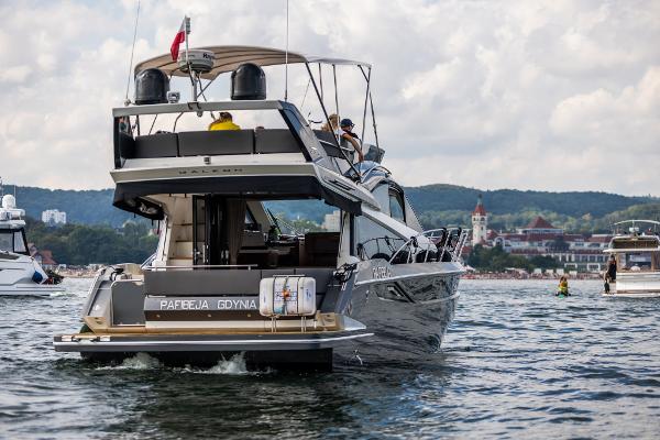 2012 Galeon 420 Fly