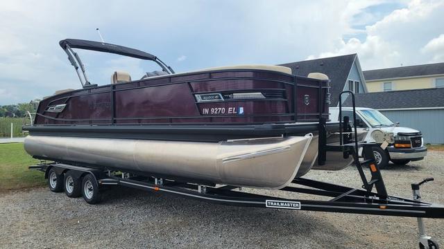 2023 Godfrey Marine AquaPatio 275 CBE iMPACT with 29 in. Center Tube