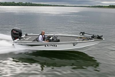 Lund 1875 PRO-V MUSKY XS Boat