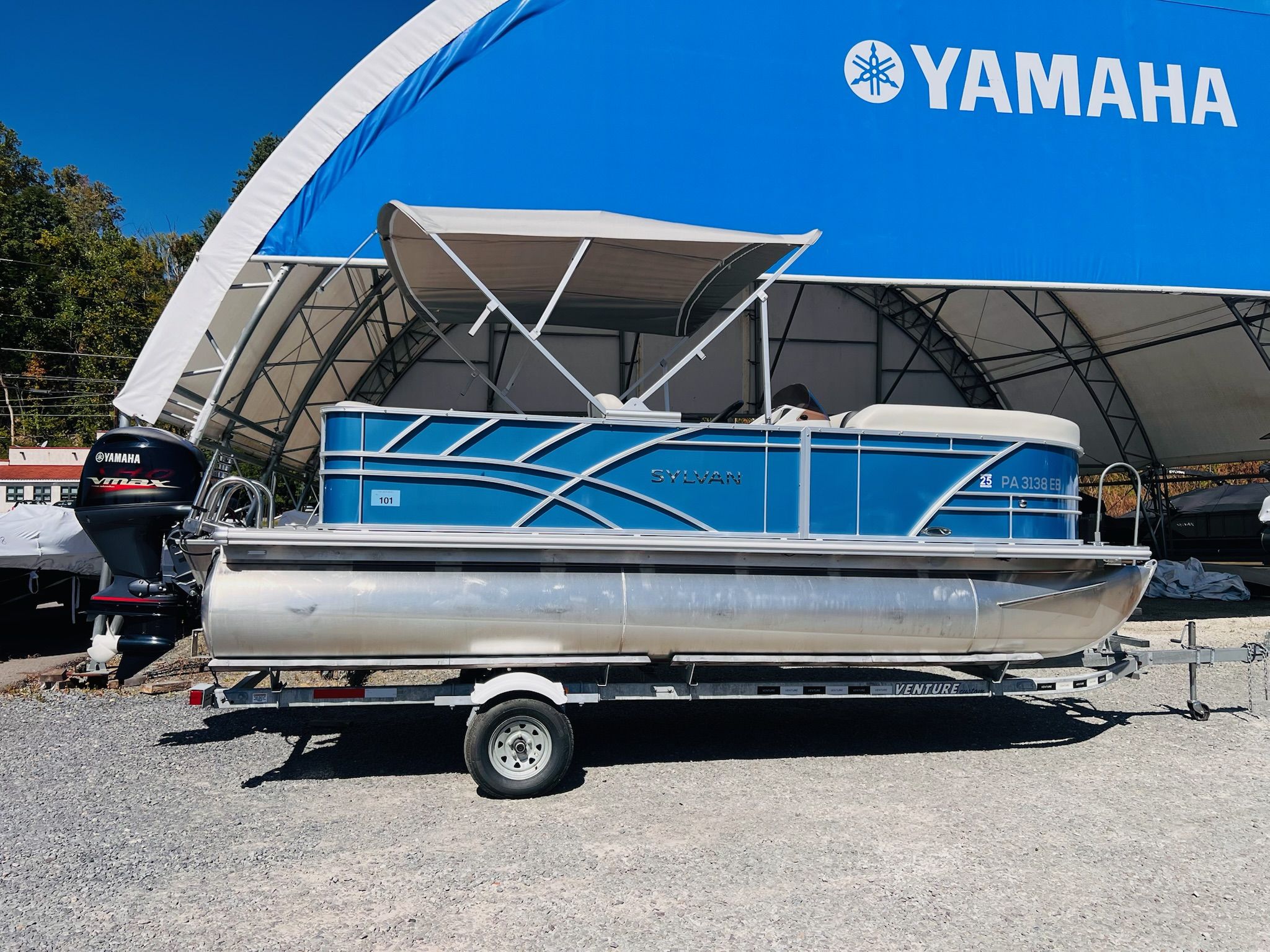 2022 Sylvan Mirage Cruise 8520 Cruise