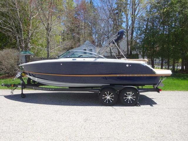 2025 Four Winns H2 Sterndrive