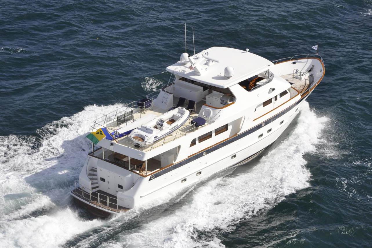 Outer Reef Yachts Boat image