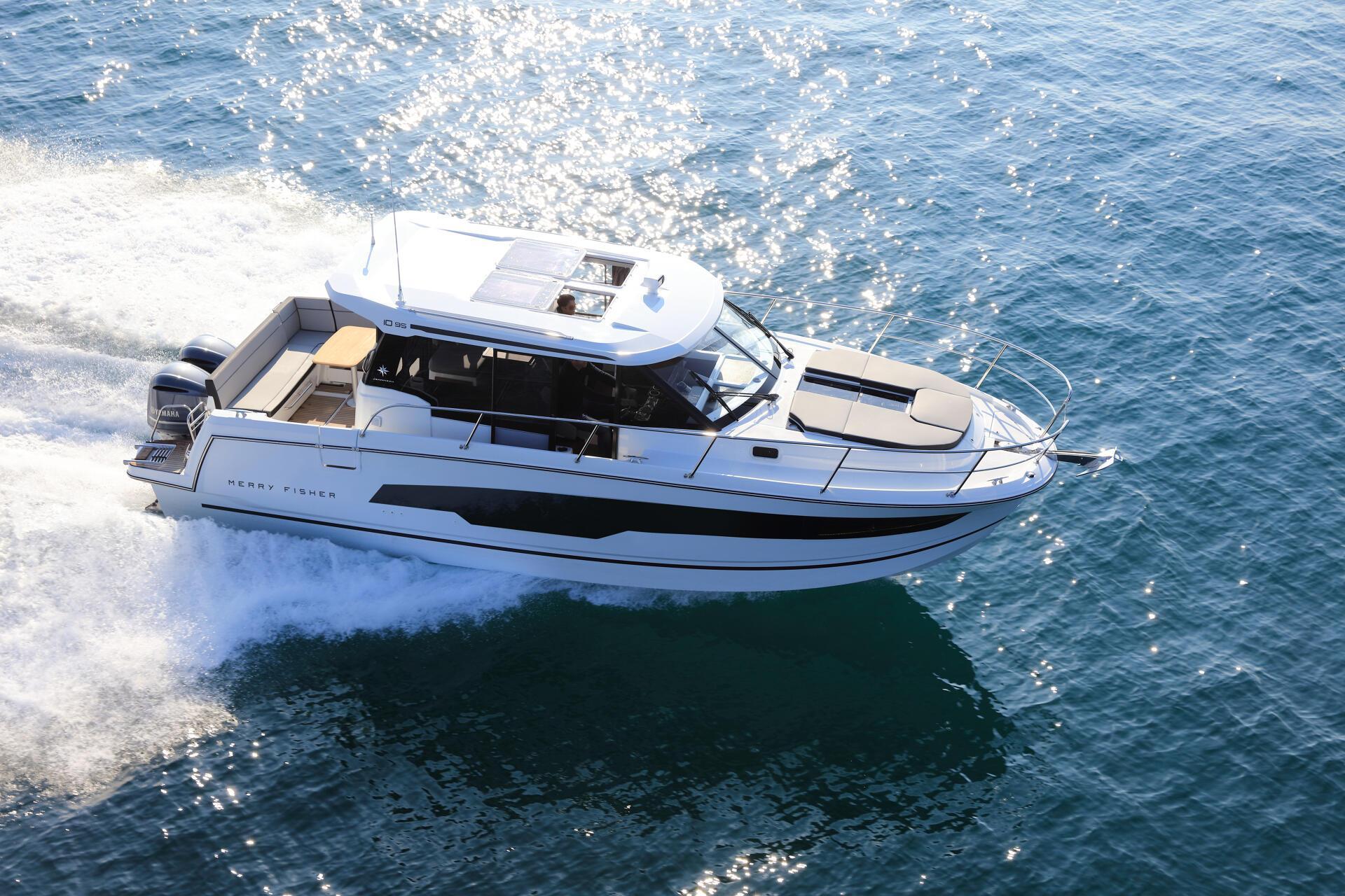 2021 Jeanneau MF 1095 Coupe