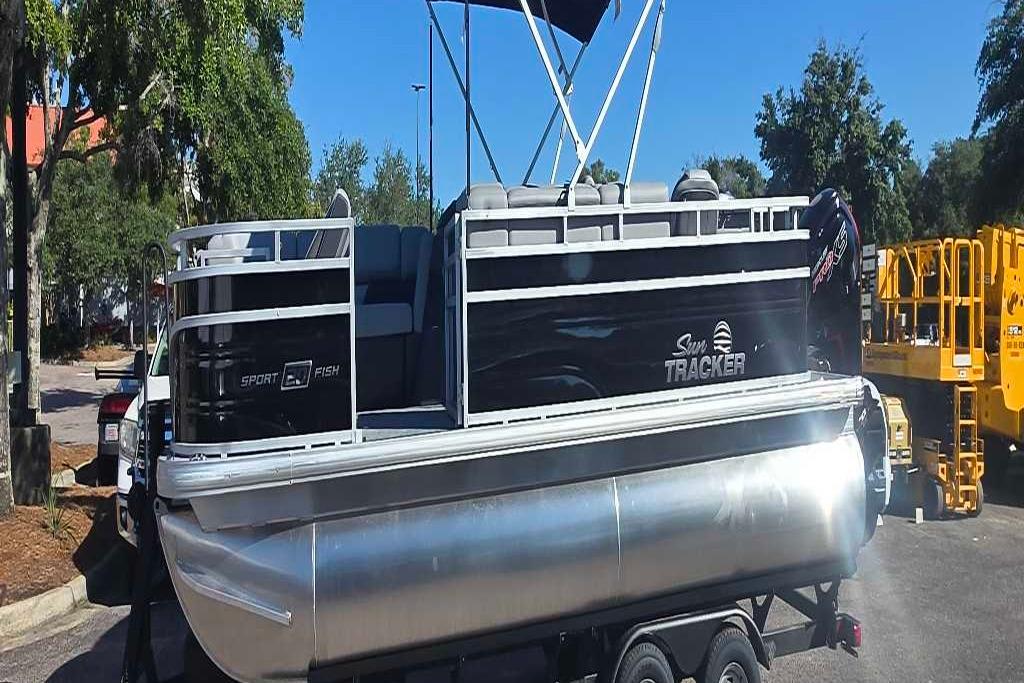 2026 Sun Tracker SportFish 20 DLX