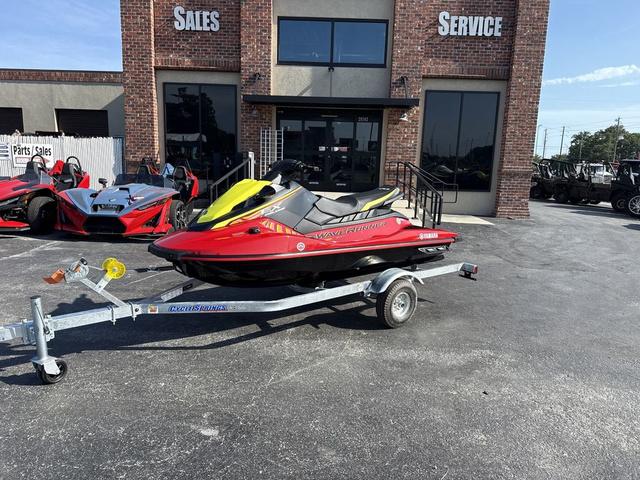 2024 Yamaha Boats EX DELUXE-TORCH RED/BLACK