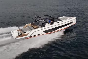 2025 Schaefer V44