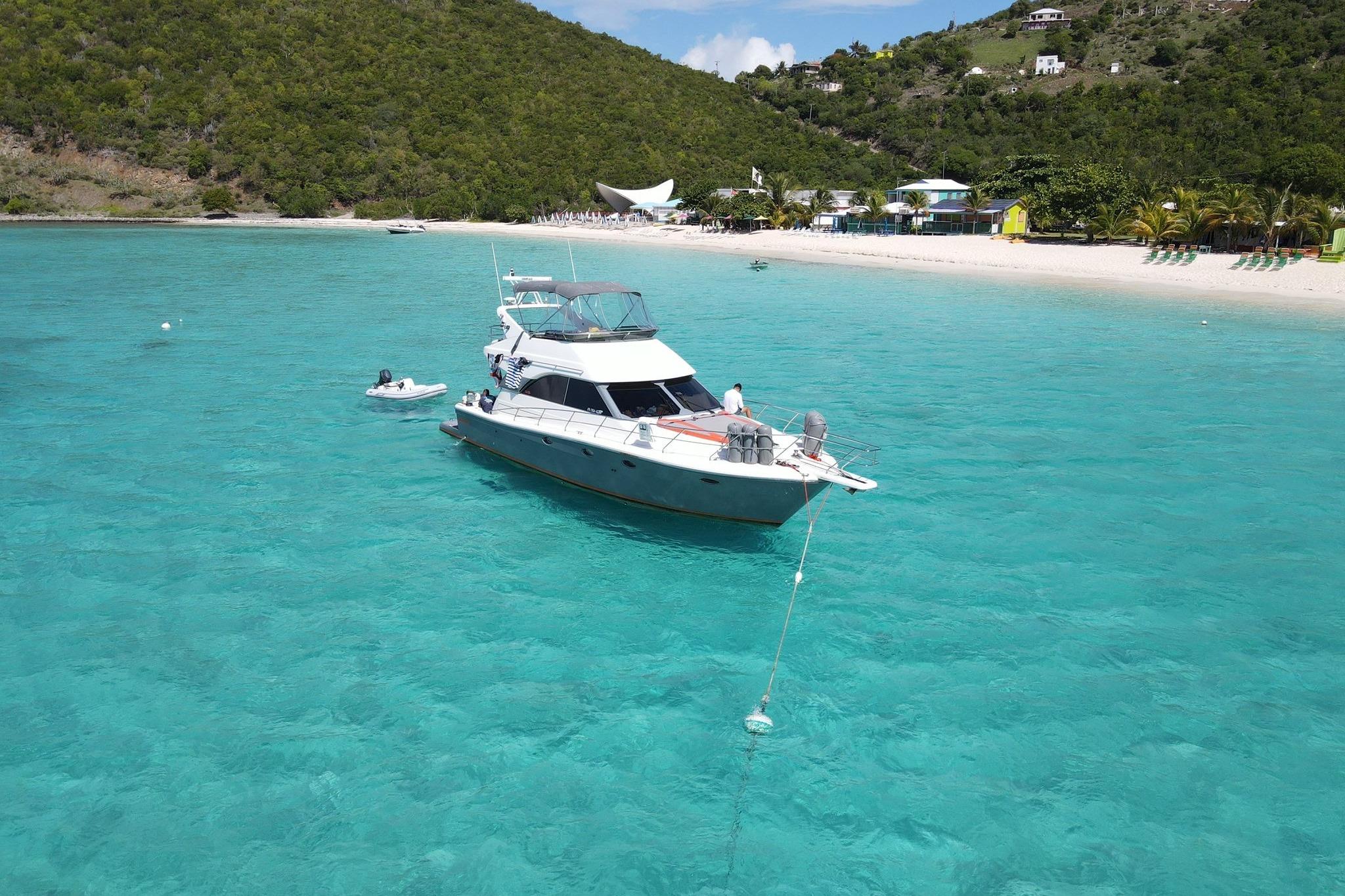 2003 Uniesse 48 Fly