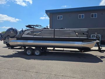 2026 Godfrey 256 SB Twin