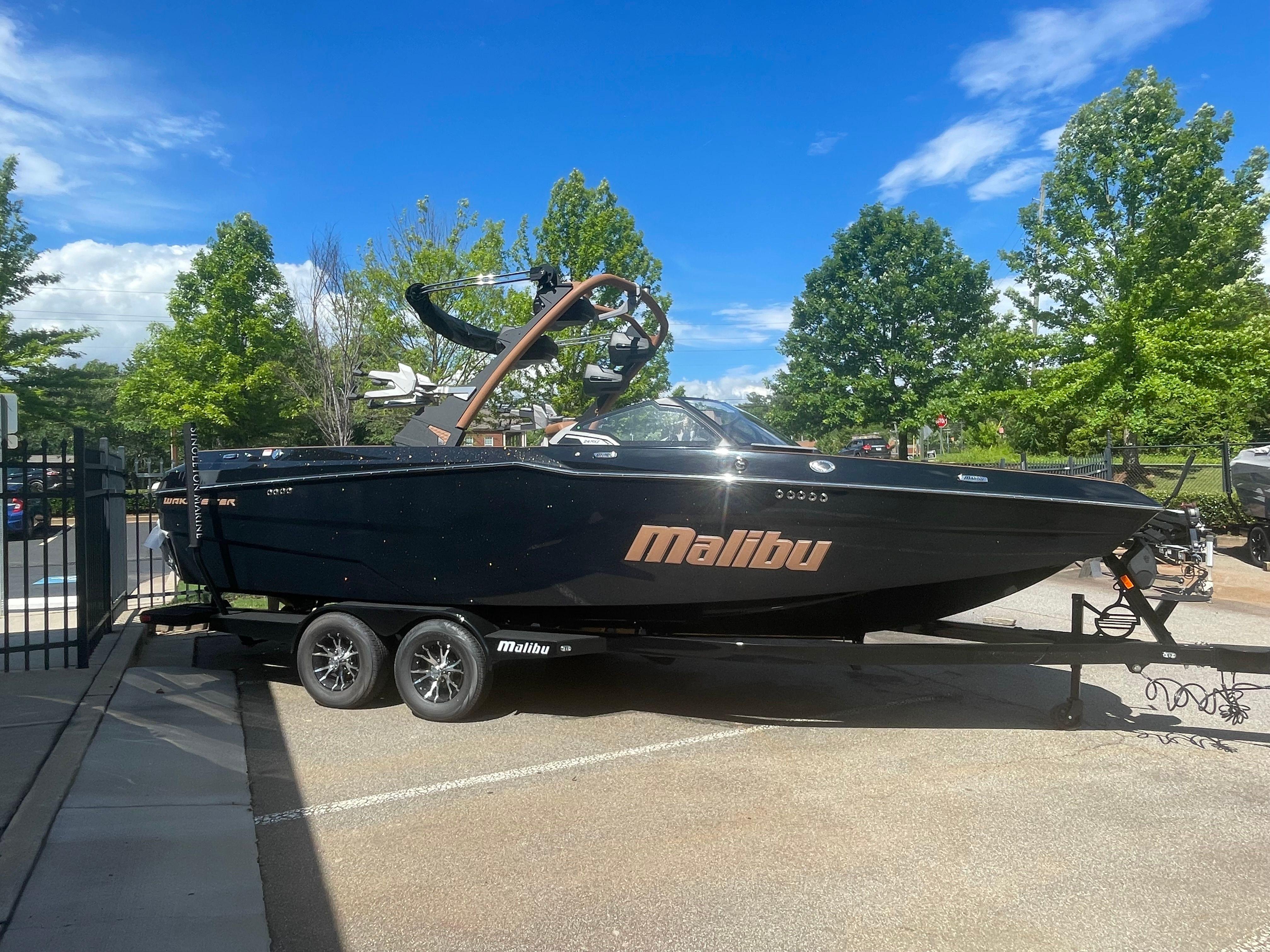 2025 Malibu Wakesetter 24 MXZ